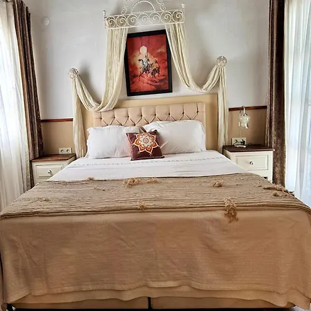 Mon Ilica * Çeşme
